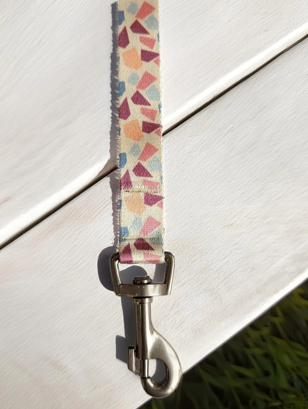 Thunder Tails Elite Nylon Printed Leash- Multi Stones